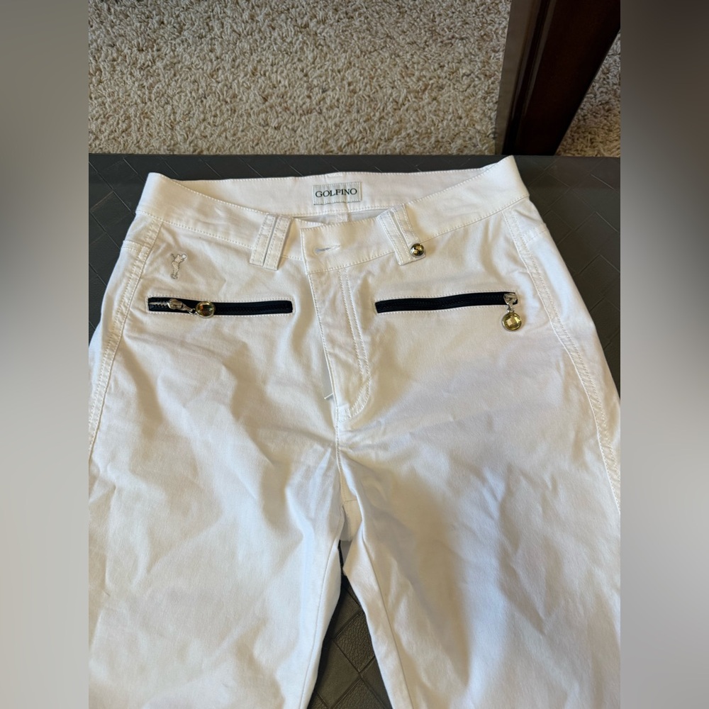 White Women's Capris - Classic Casual Stretch